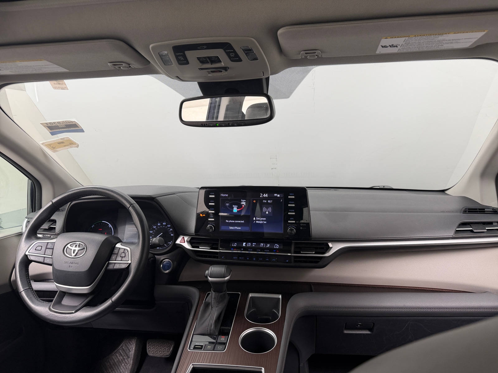 Thumbnail: 2022 Toyota Sienna - 2