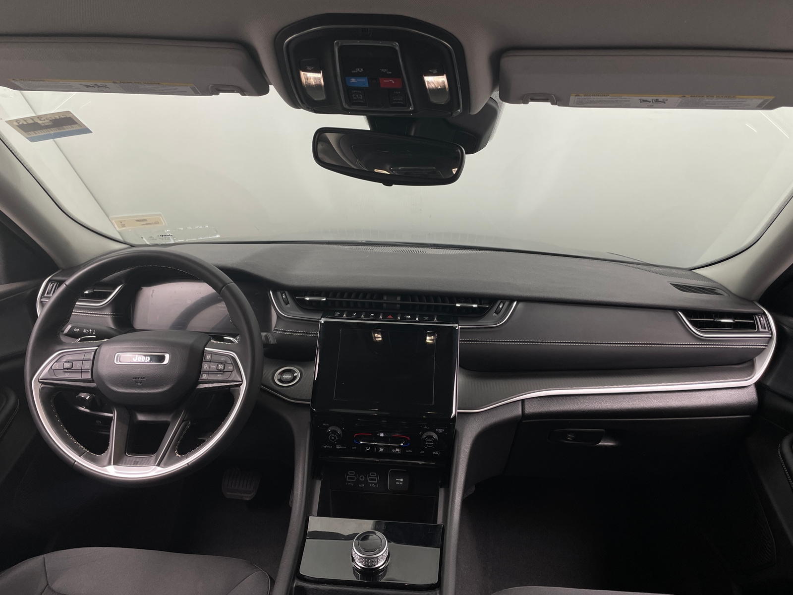 Thumbnail: 2023 Jeep Grand Cherokee - 3