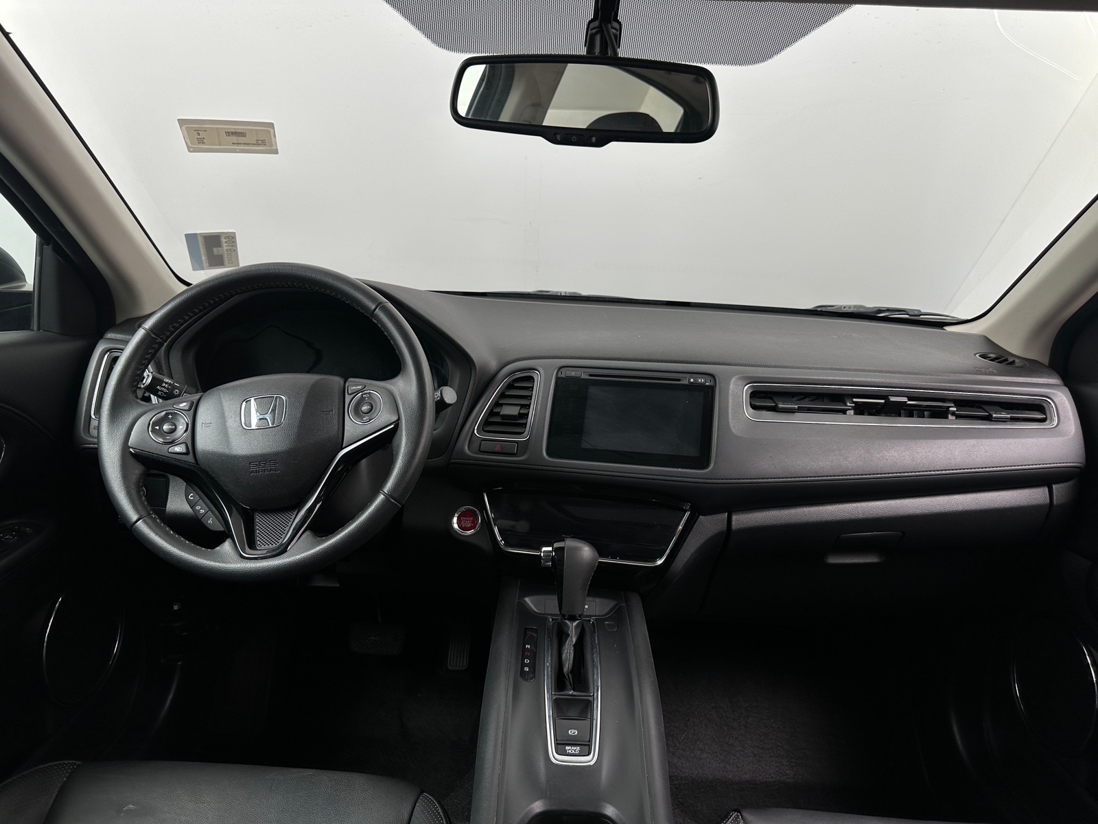 Thumbnail: 2016 Honda HR-V - 3