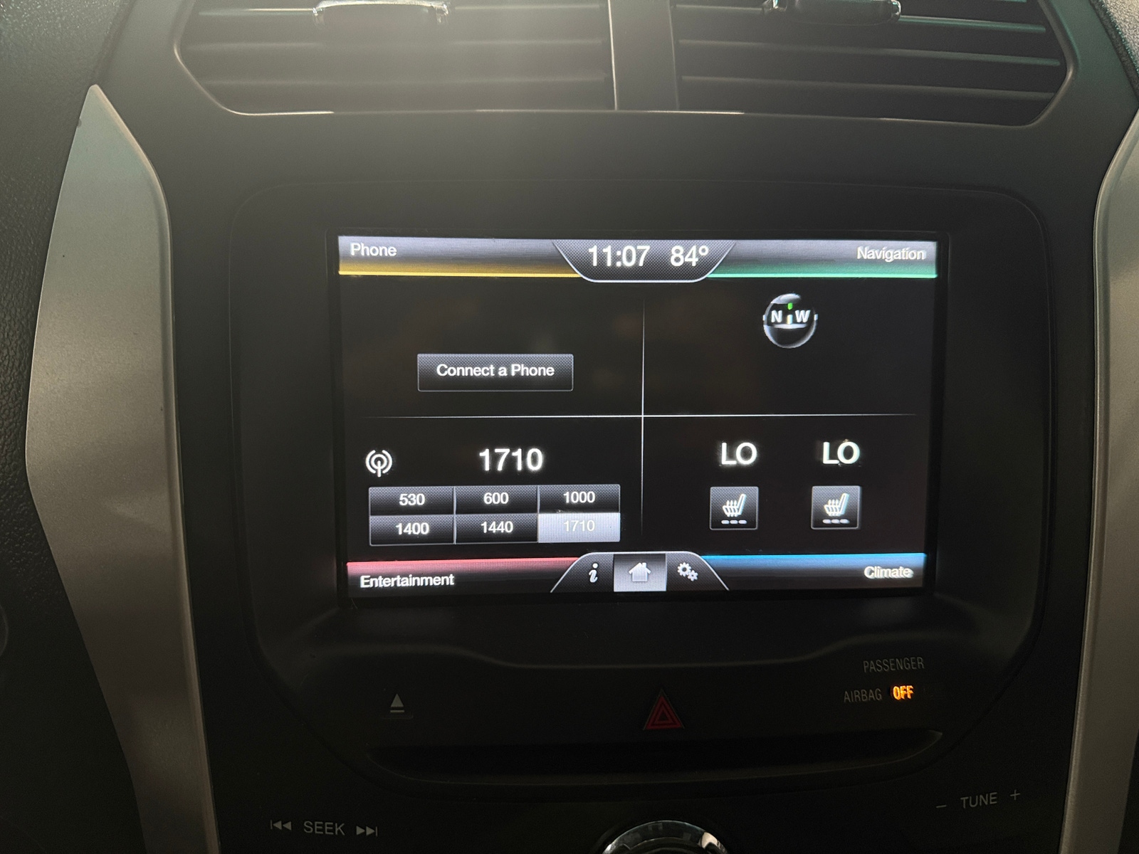 Thumbnail: 2014 Ford Explorer - 3