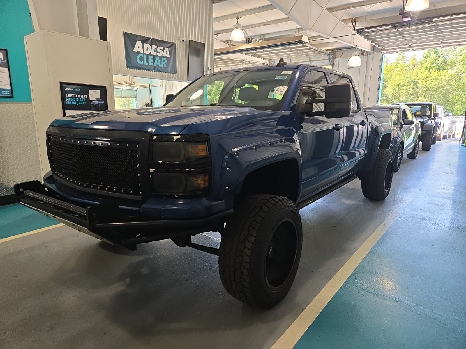 2015 Chevrolet Silverado 1500 4WD Crew Cab 143.5" LT W/1lt