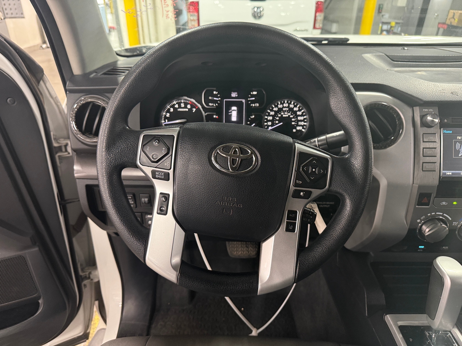 Thumbnail: 2019 Toyota Tundra - 5
