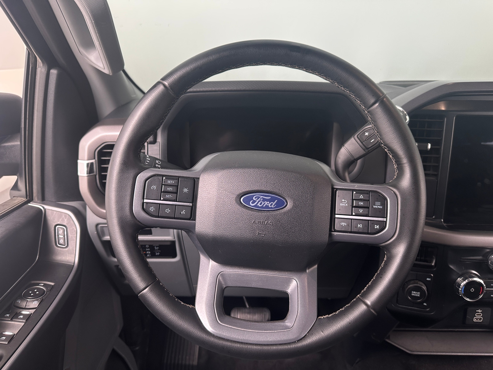 Thumbnail: 2025 Ford Econoline - 5