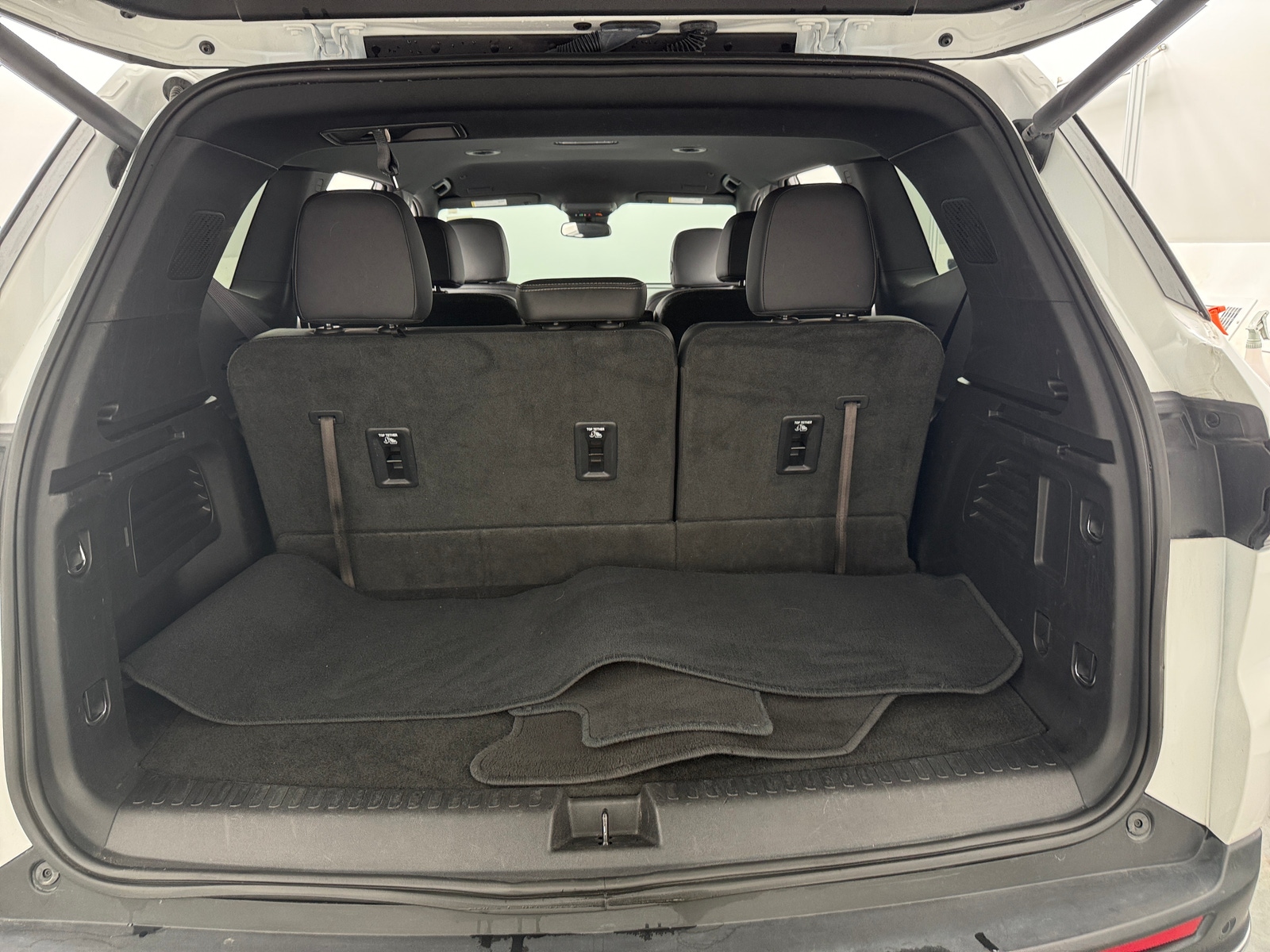 Thumbnail: 2025 Buick Enclave - 6