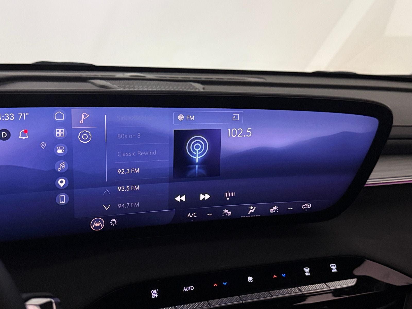 Thumbnail: 2025 Buick Enclave - 3