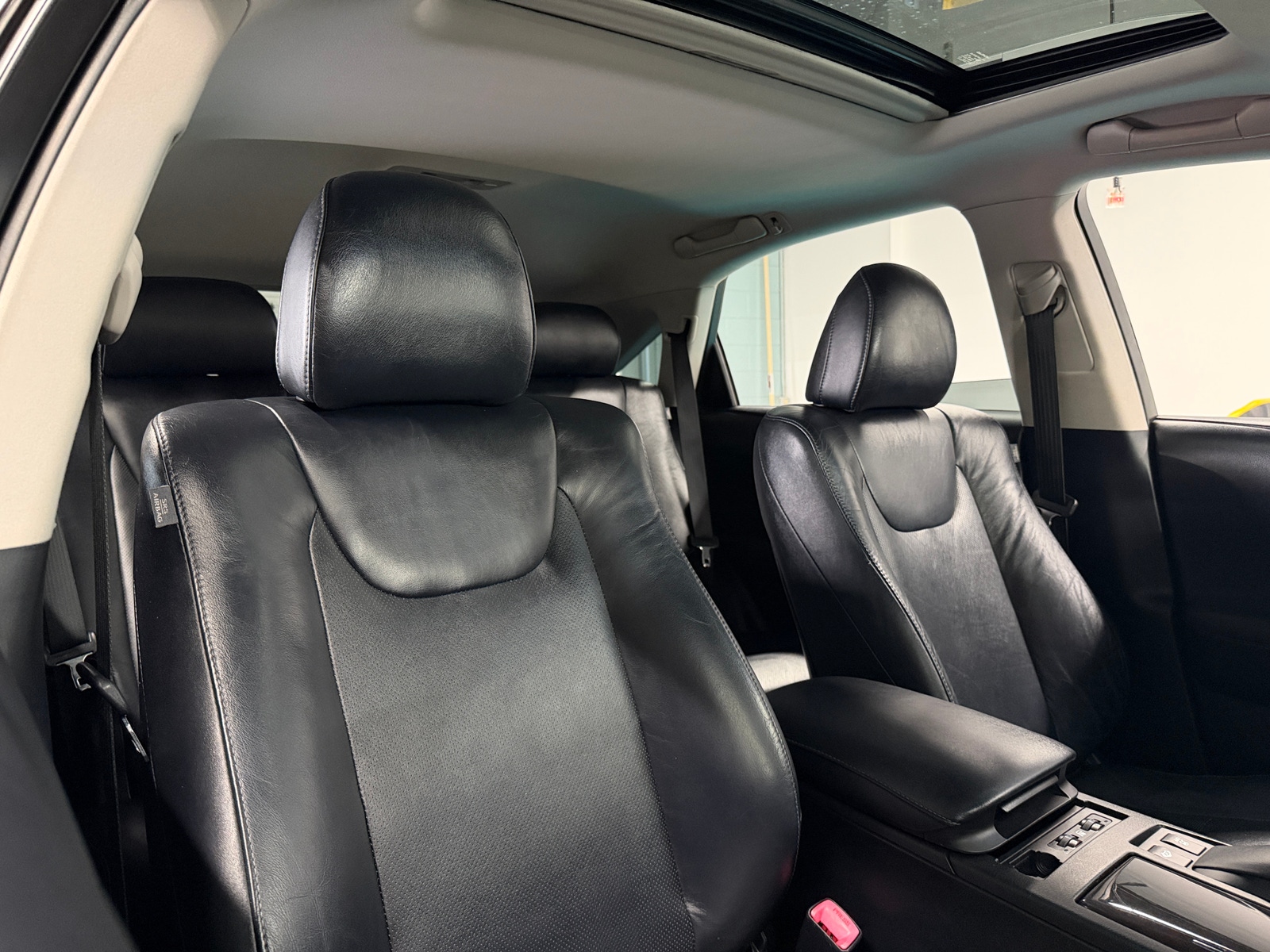 Thumbnail: 2013 Lexus RX - 2