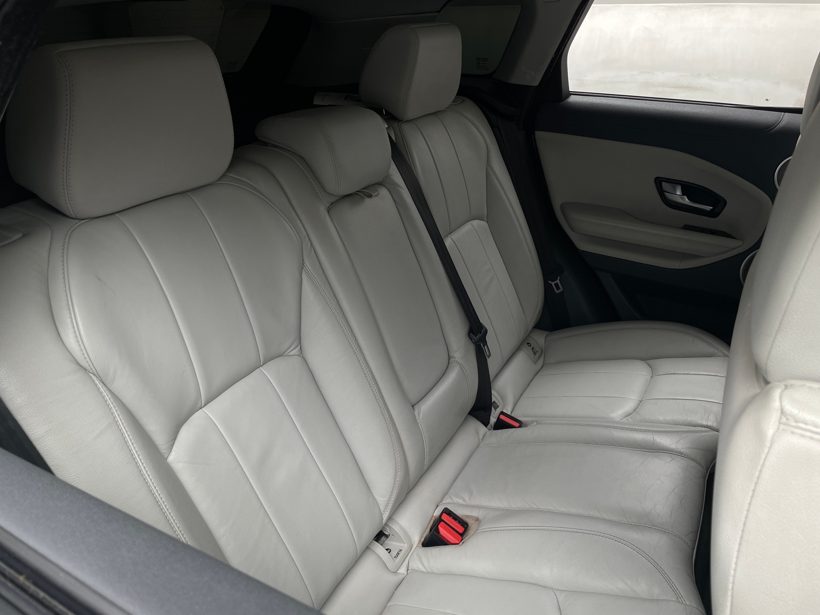 Thumbnail: 2016 Land Rover Range Rover Evoque - 5
