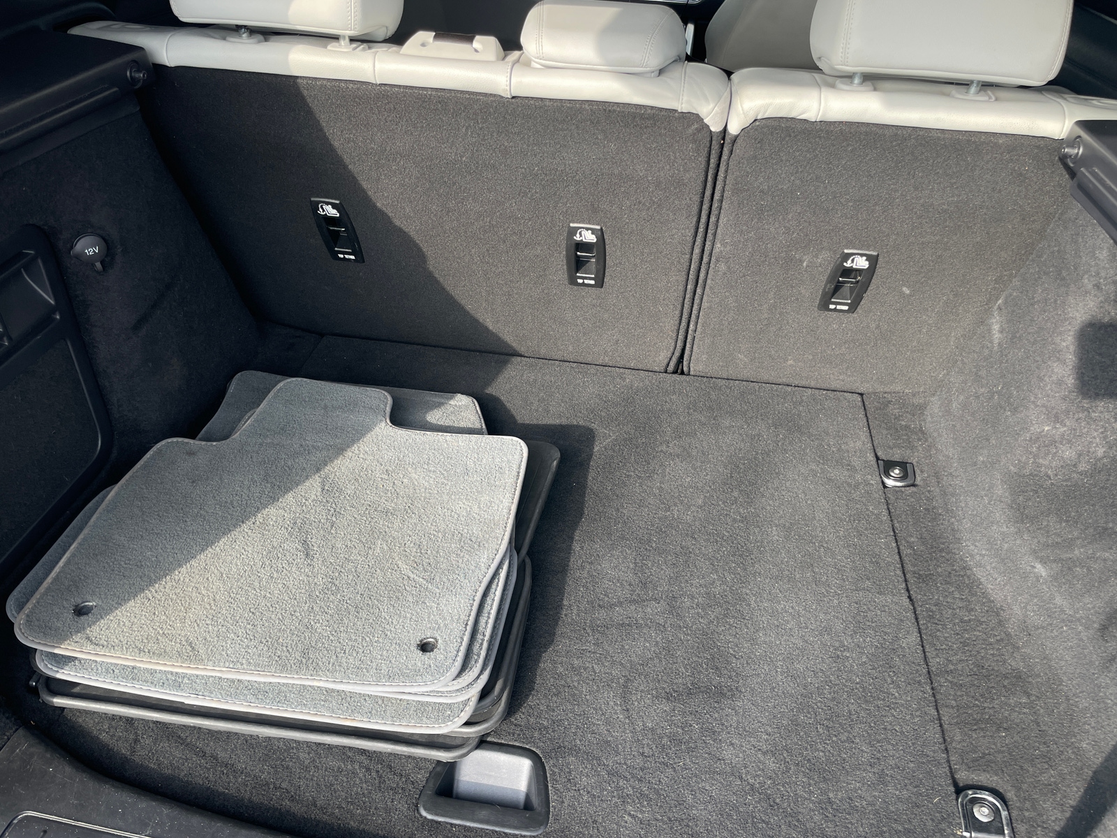 Thumbnail: 2016 Land Rover Range Rover Evoque - 6
