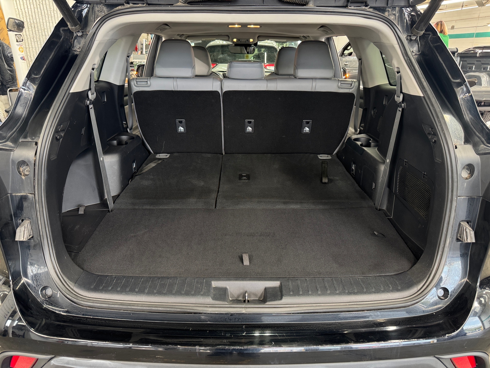 Thumbnail: 2020 Toyota Highlander - 6