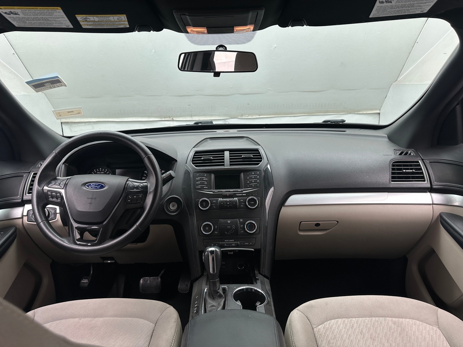 Thumbnail: 2019 Ford Explorer - 3