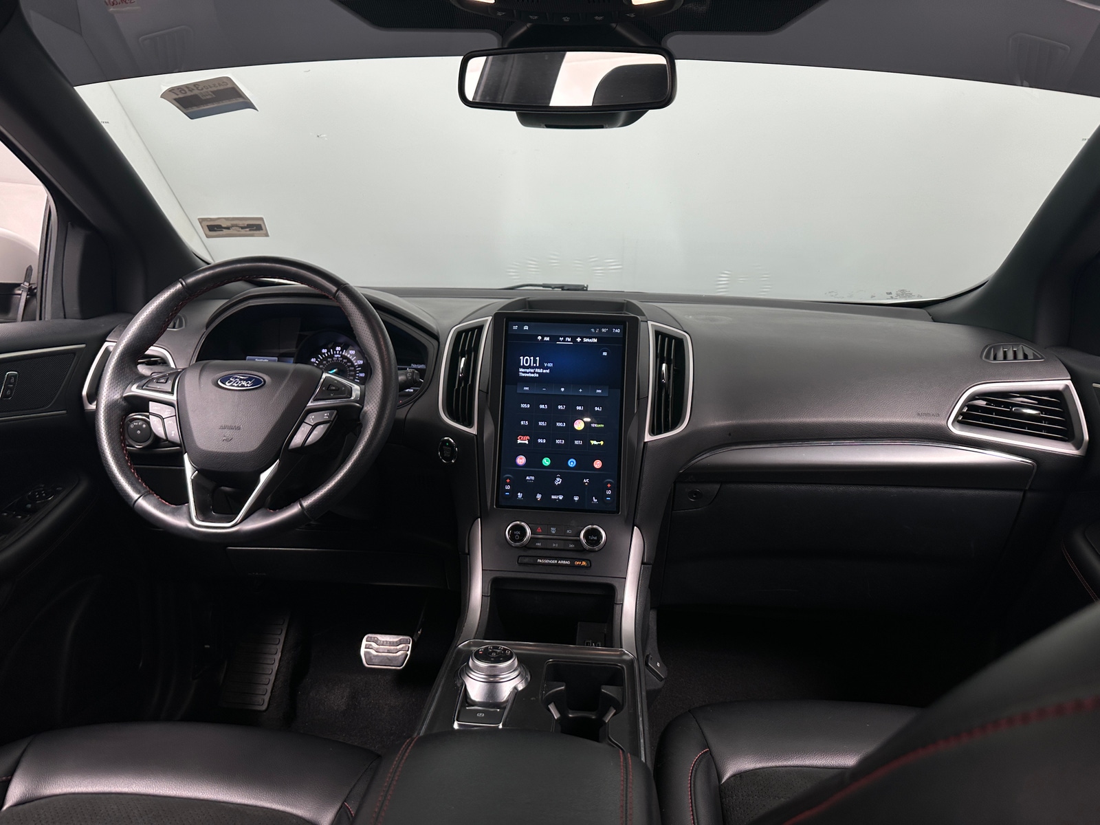 Thumbnail: 2022 Ford Edge - 2