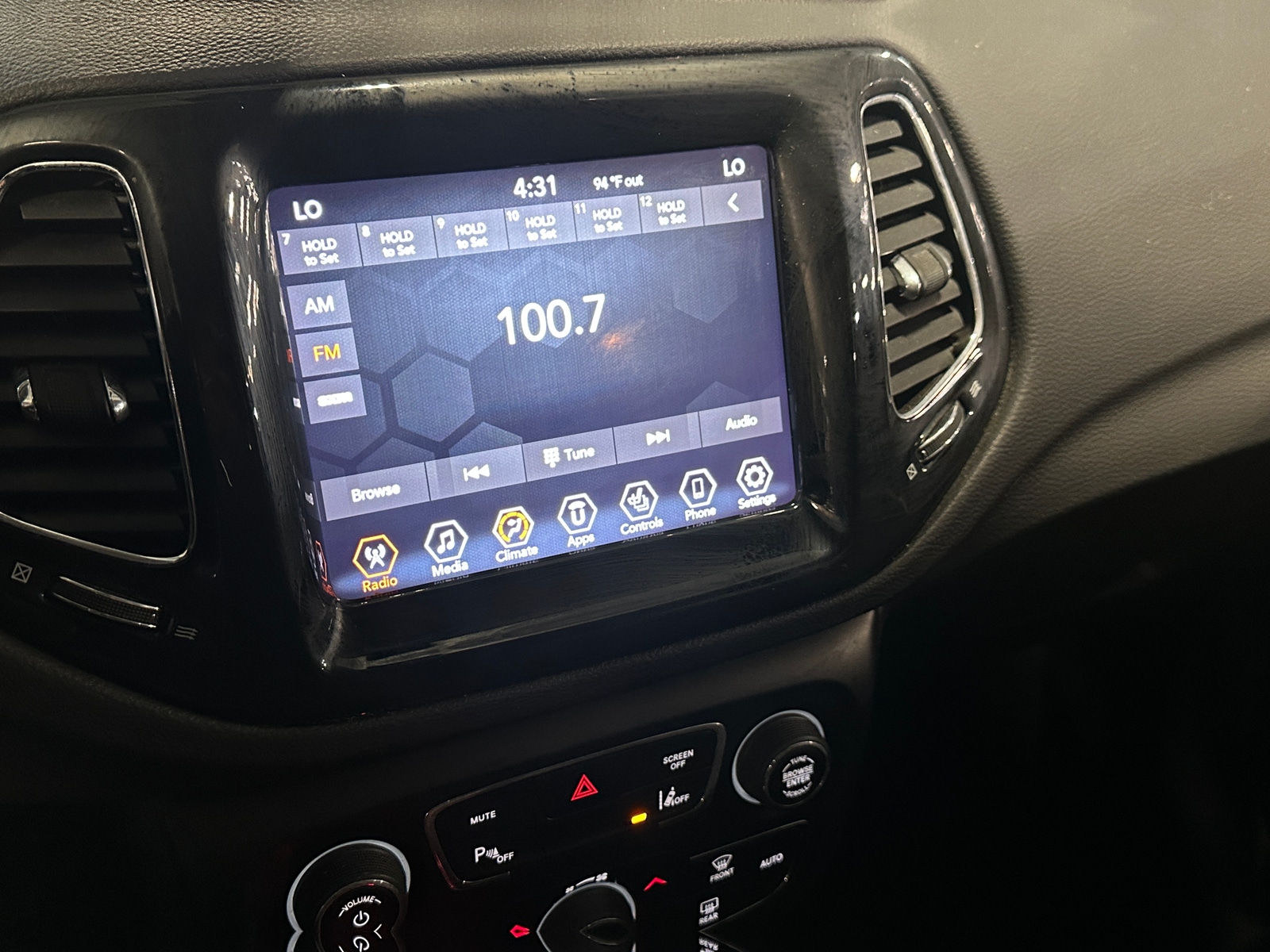 Thumbnail: 2021 Jeep Compass - 3