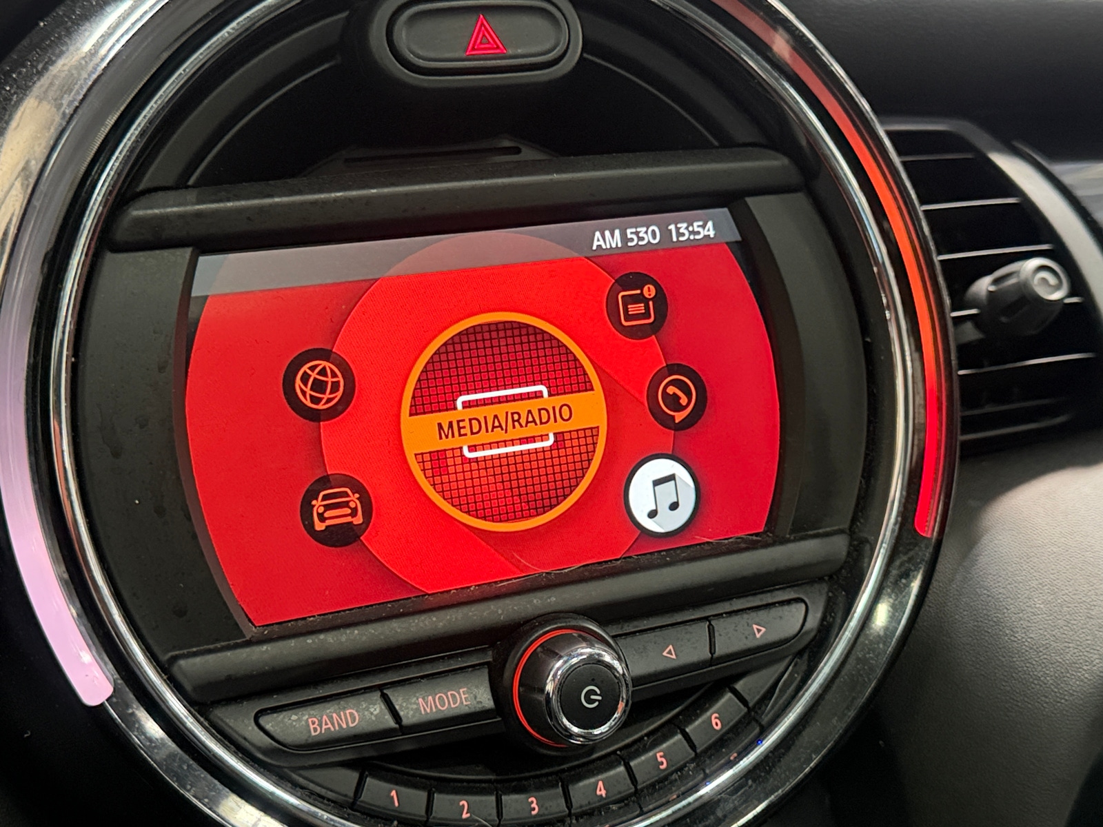 Thumbnail: 2019 MINI Cooper Hardtop - 3