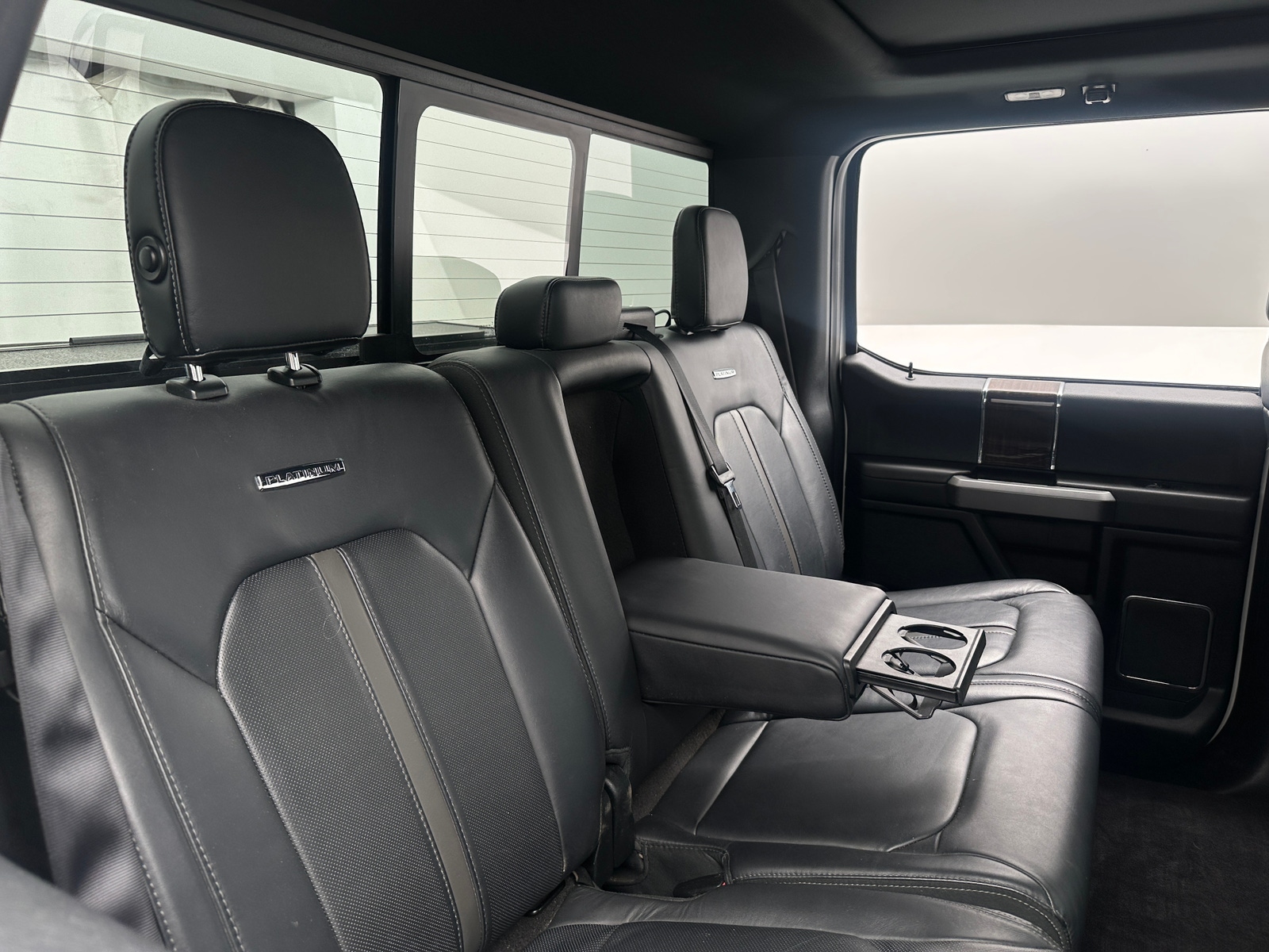 Thumbnail: 2016 Ford Econoline - 4