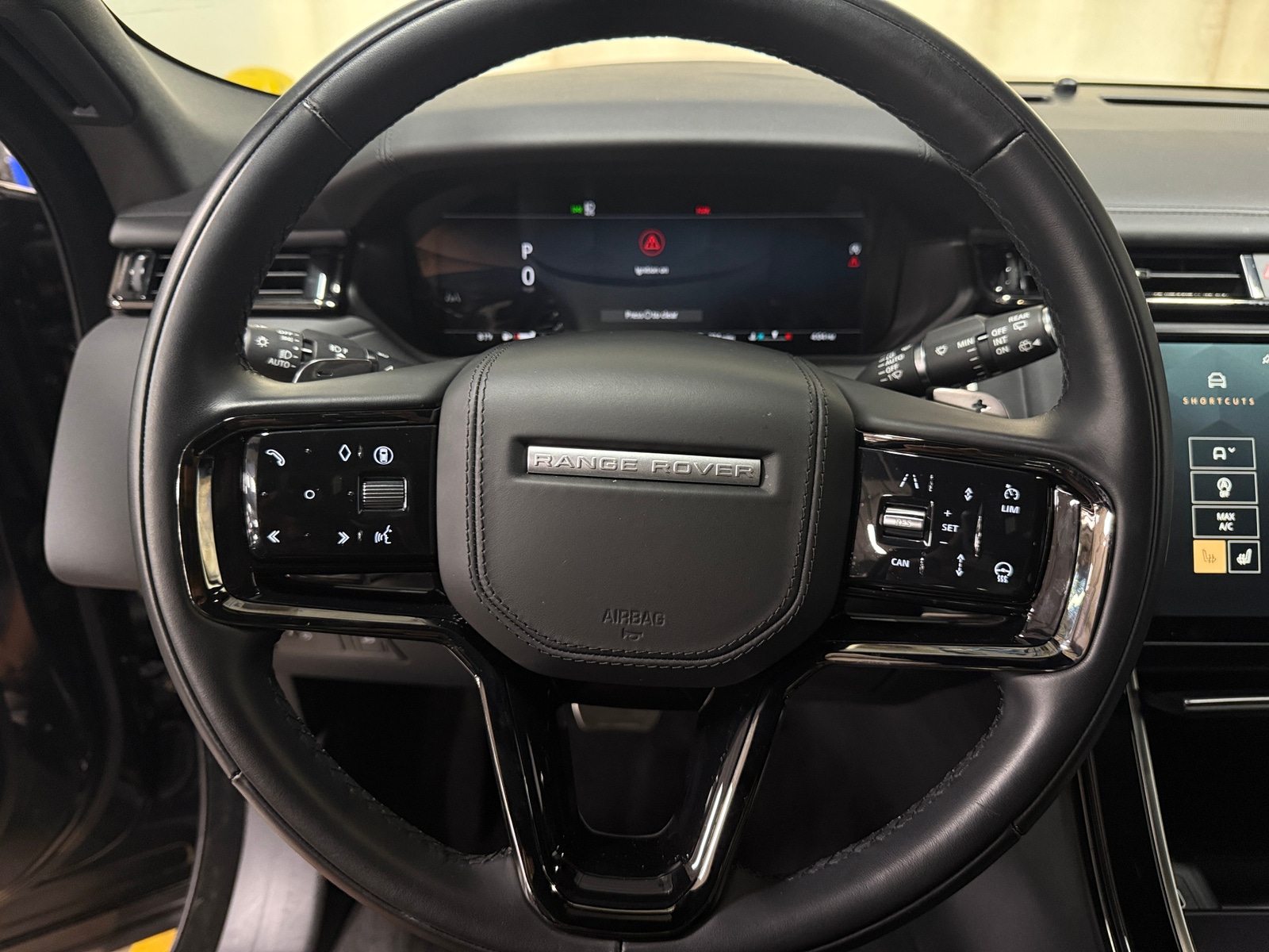 Thumbnail: 2026 Land Rover Range Rover Velar - 4