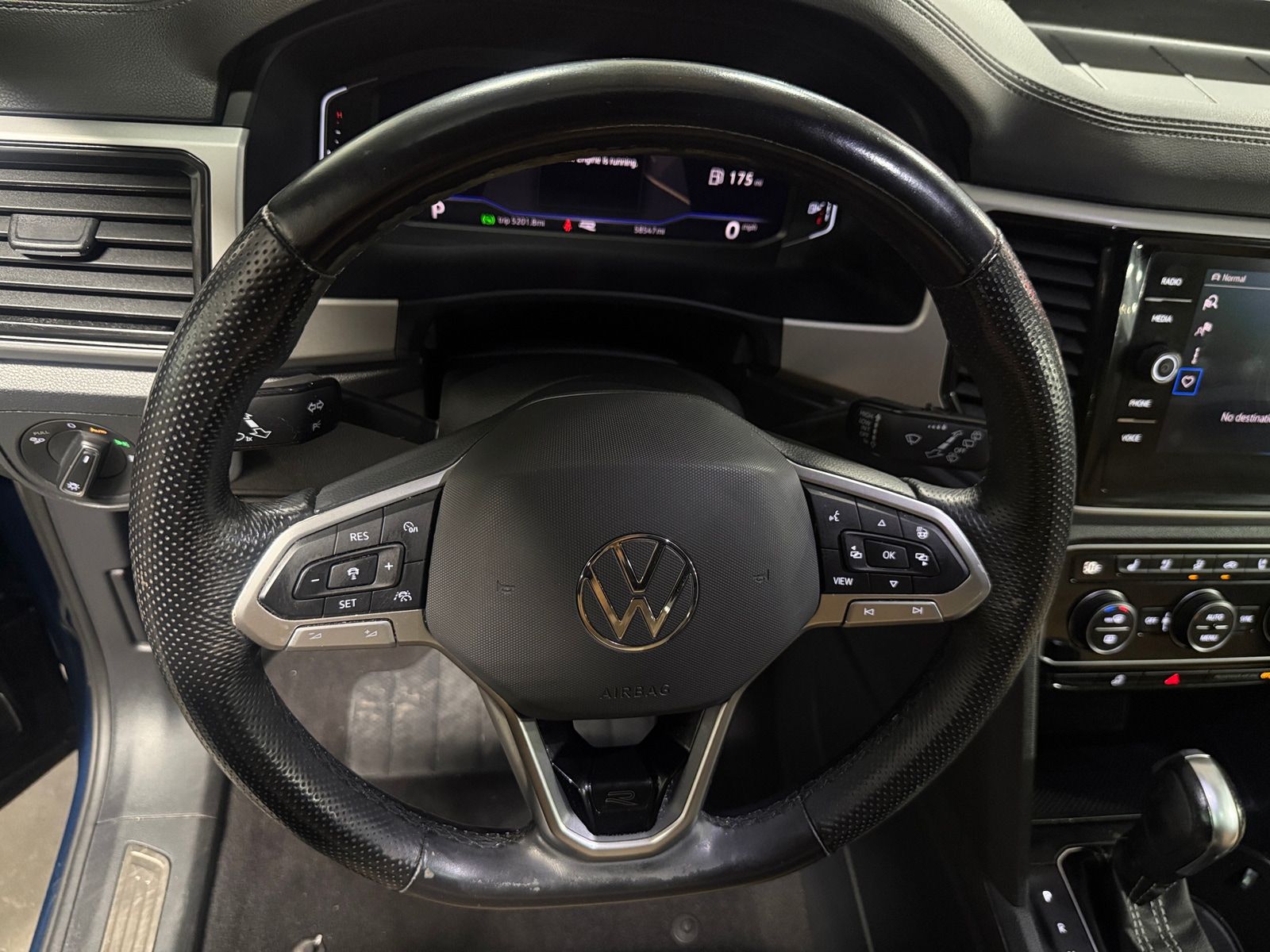 Thumbnail: 2022 Volkswagen Atlas - 4