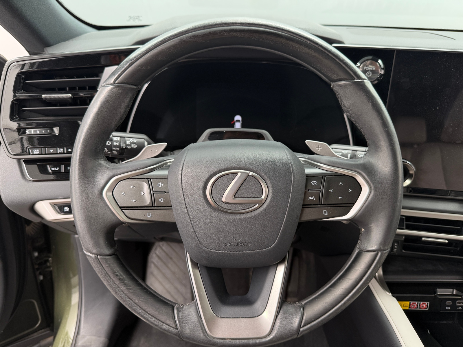 Thumbnail: 2023 Lexus RX - 4
