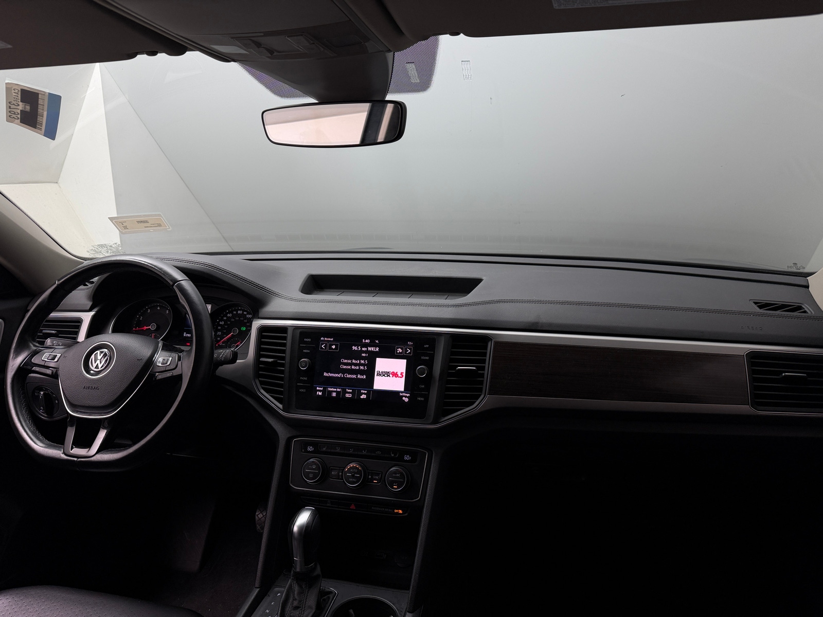 Thumbnail: 2018 Volkswagen Atlas - 3