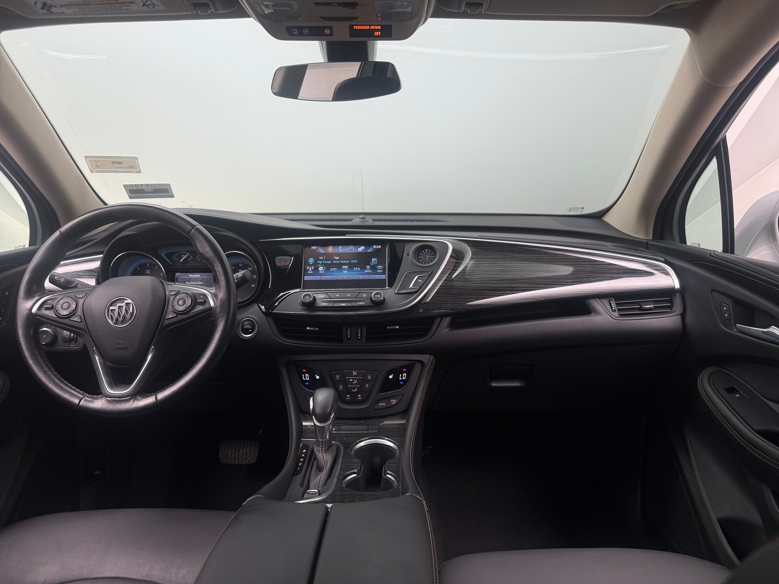 Thumbnail: 2017 Buick Envision - 2