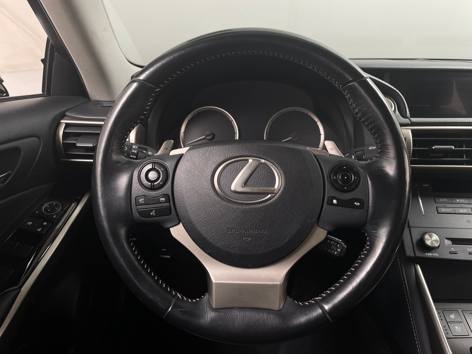 Thumbnail: 2015 Lexus IS - 5