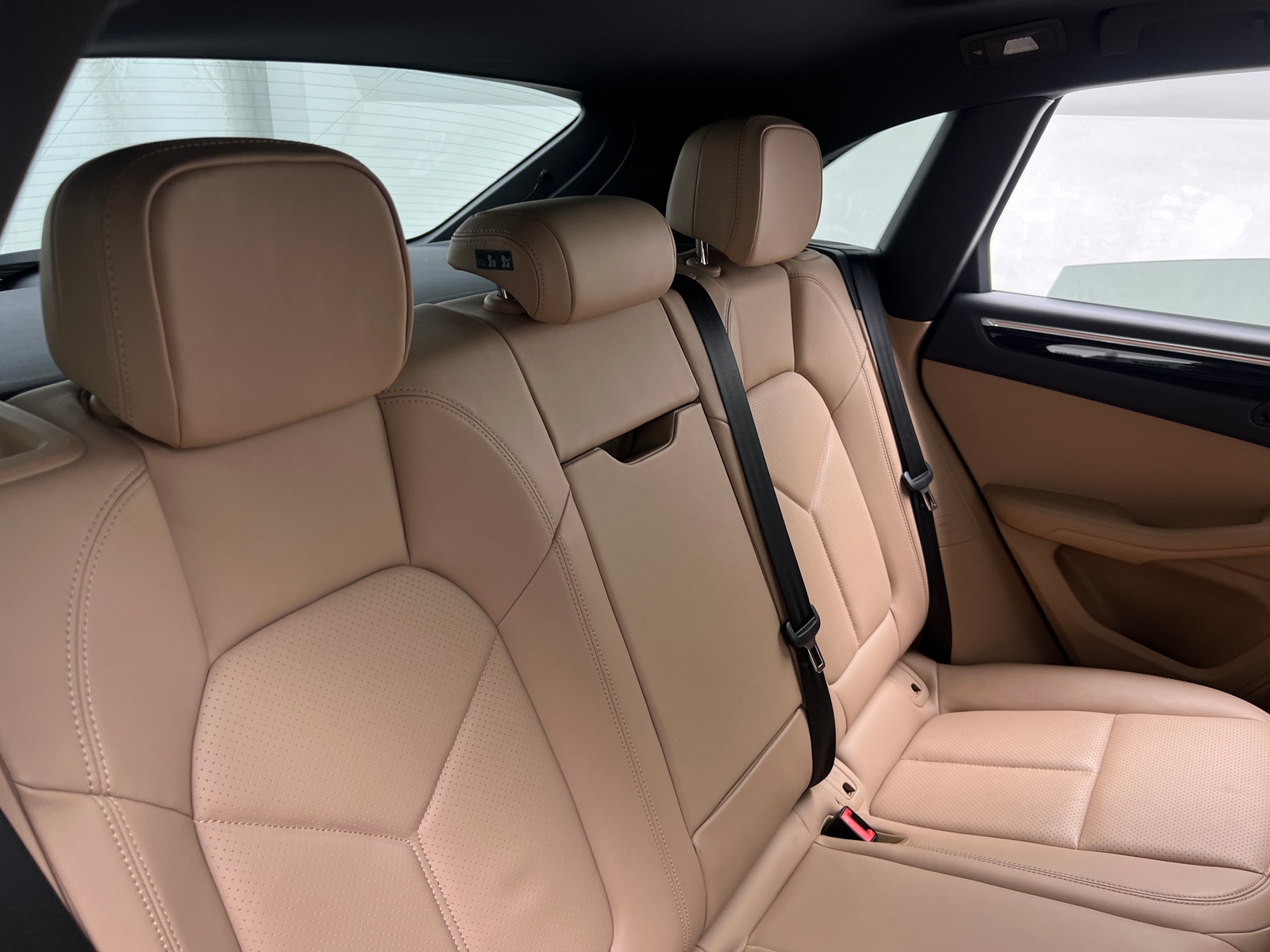Thumbnail: 2023 Porsche Macan - 5