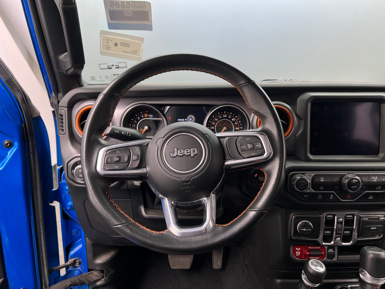 Thumbnail: 2023 Jeep Gladiator - 4