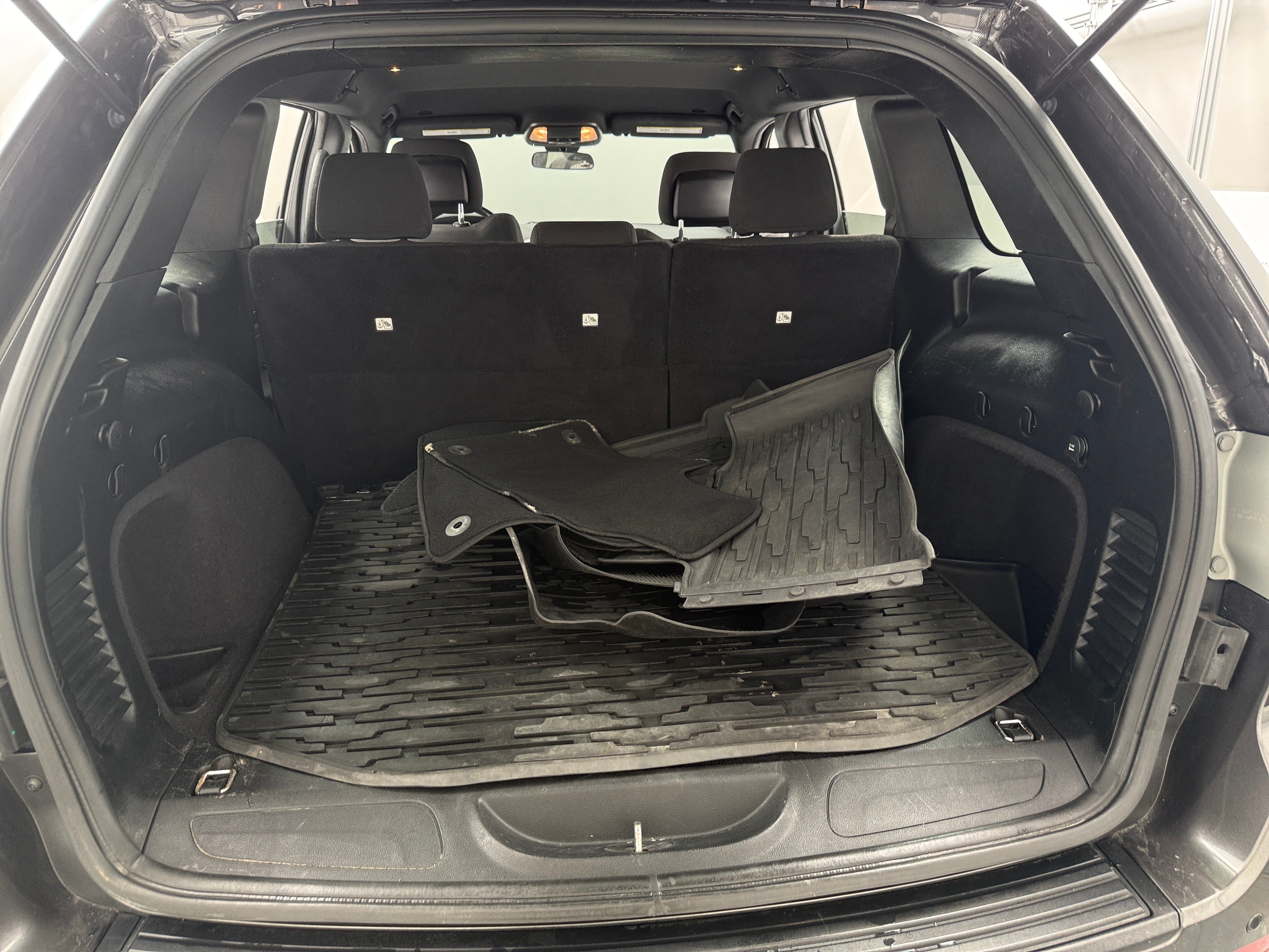 Used 2019 Jeep Grand Cherokee Laredo E with VIN 1C4RJFAG5KC826234 for sale in South Chesterfield, VA