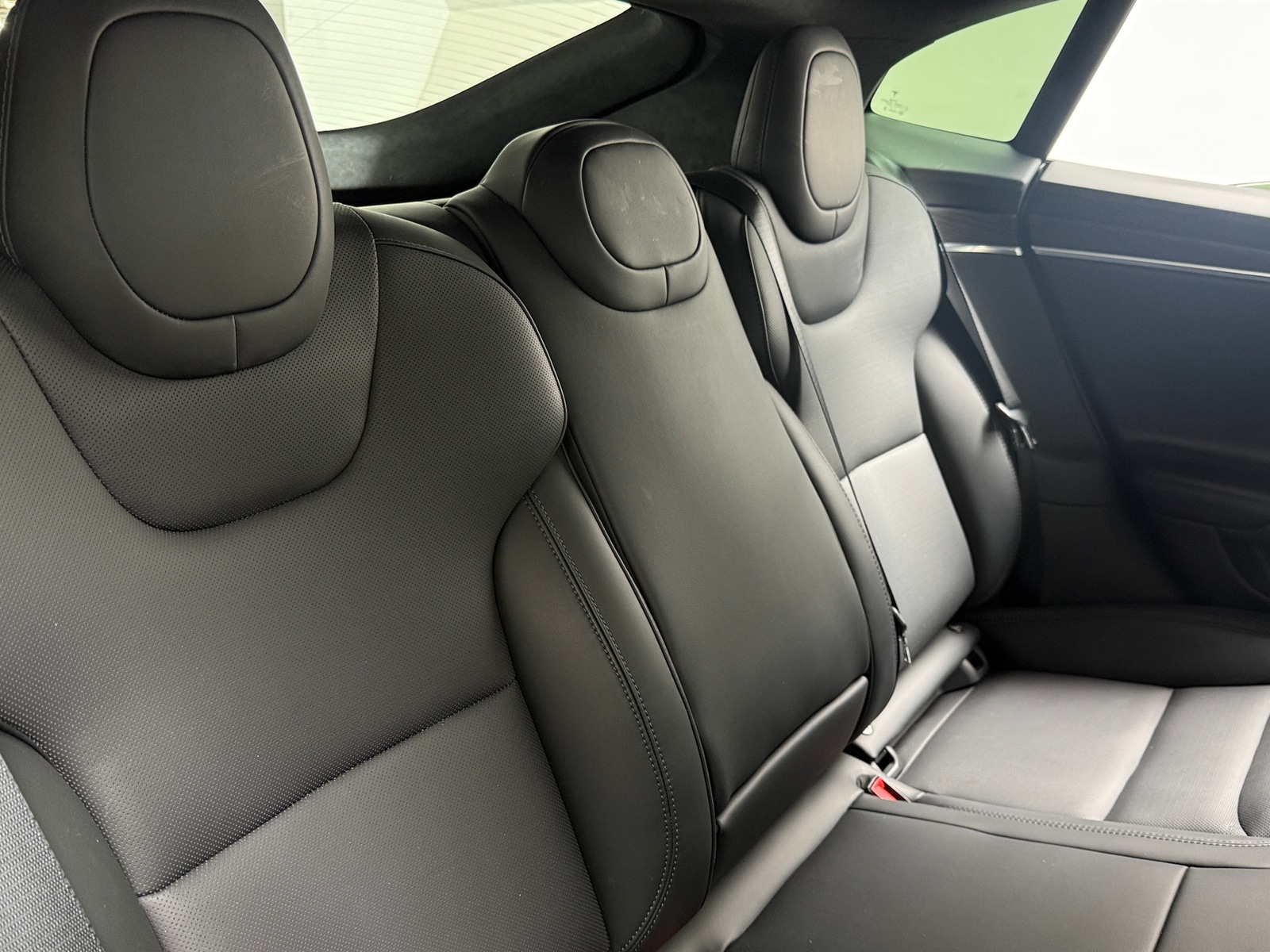 Thumbnail: 2025 Tesla Model S - 5