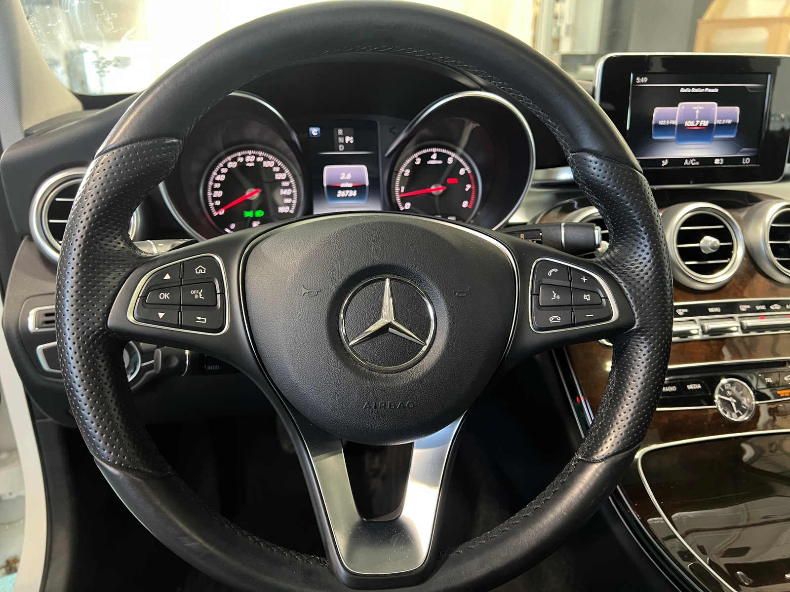Thumbnail: 2017 Mercedes-Benz C-Class - 4