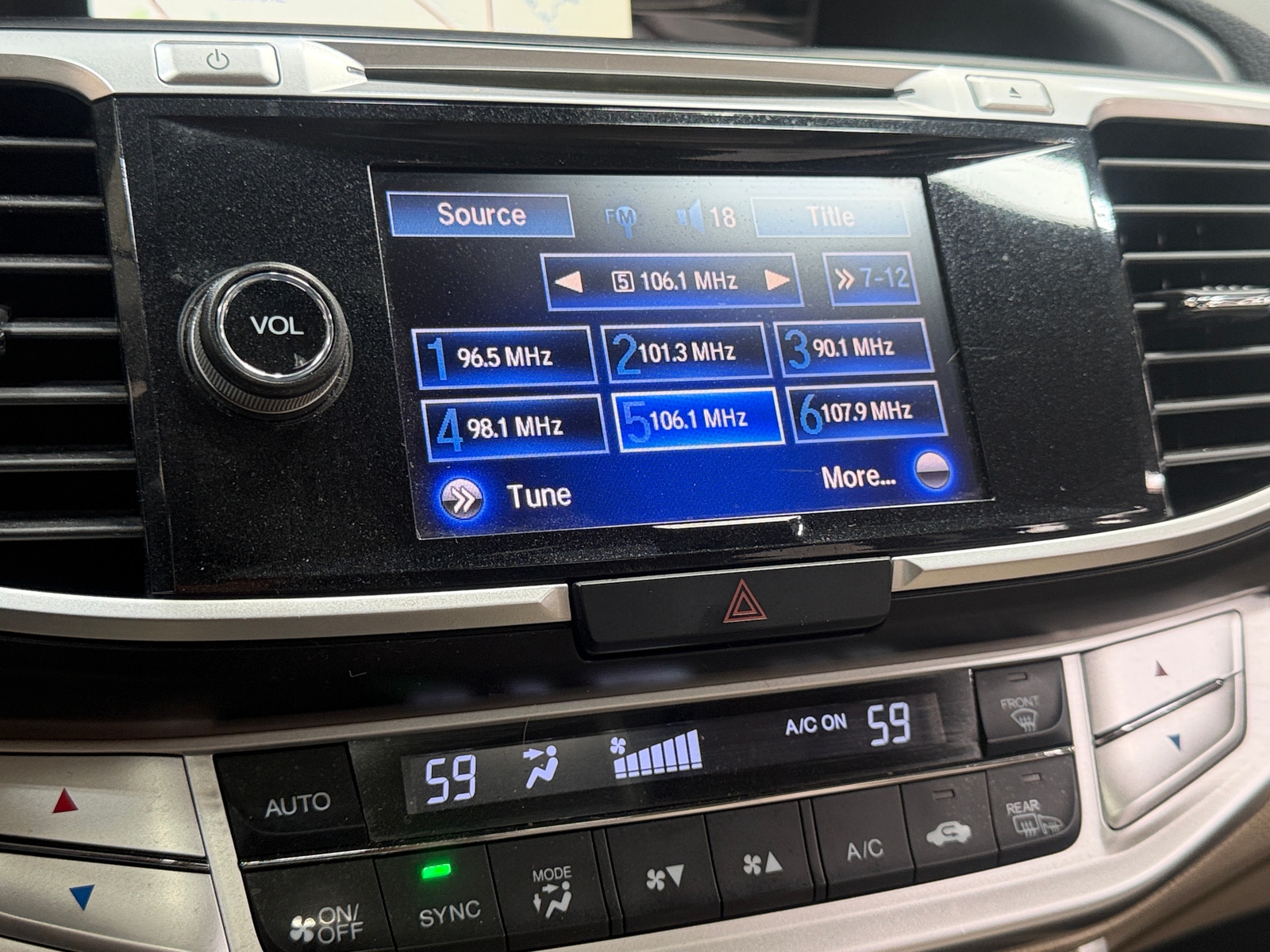 Thumbnail: 2015 Honda Accord - 4