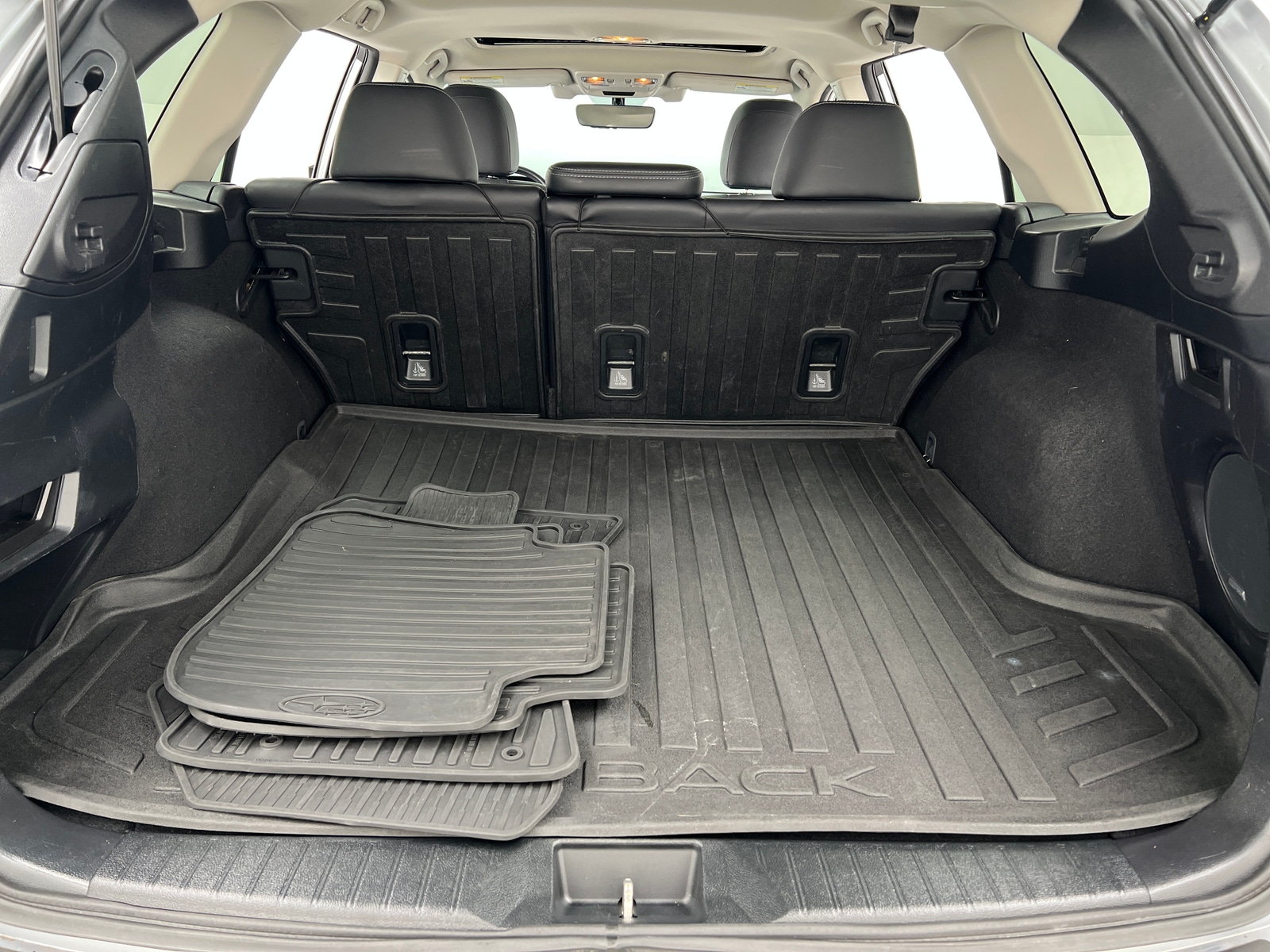 Thumbnail: 2017 Subaru Outback - 6