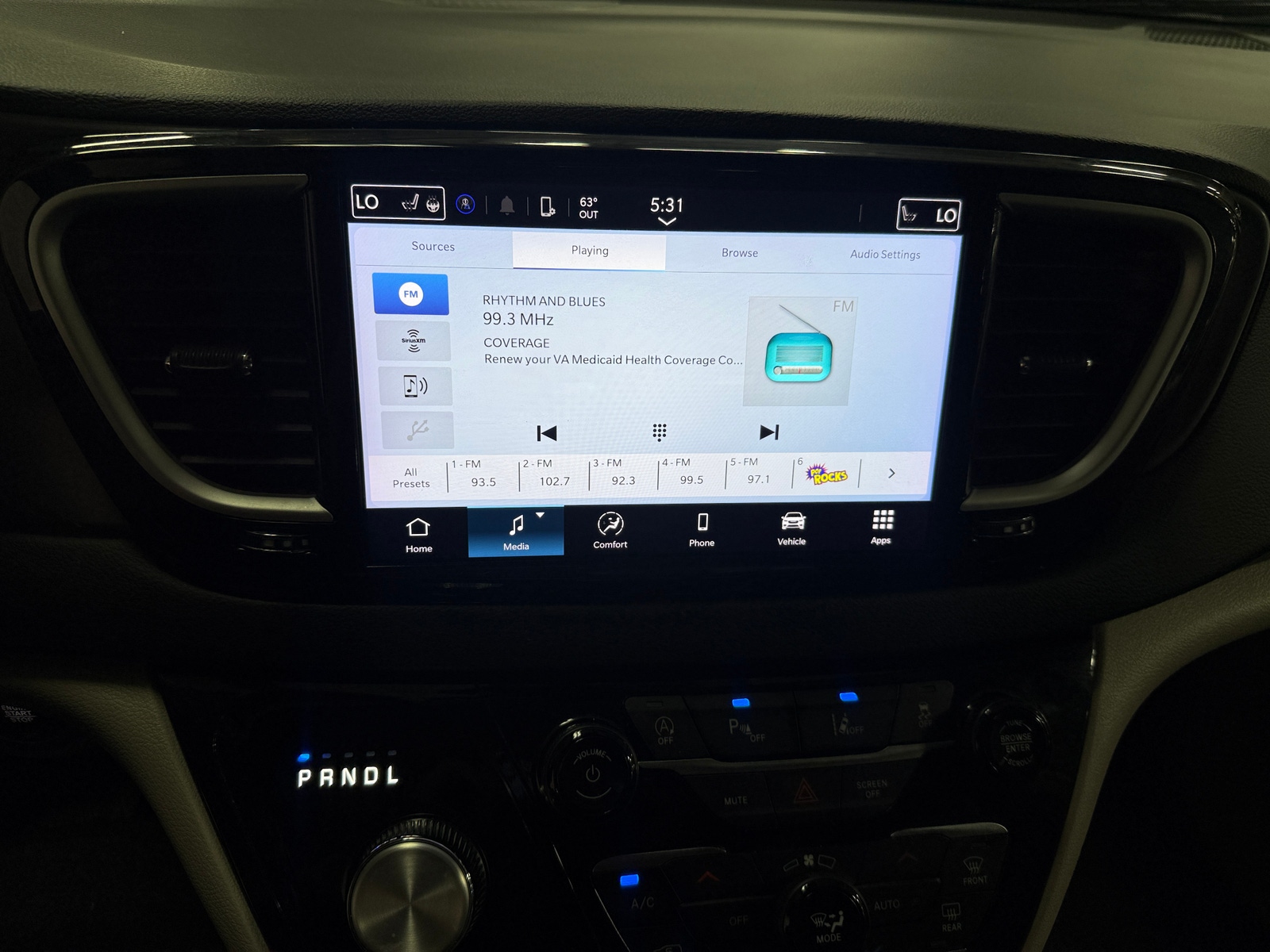 Thumbnail: 2024 Chrysler Pacifica - 3