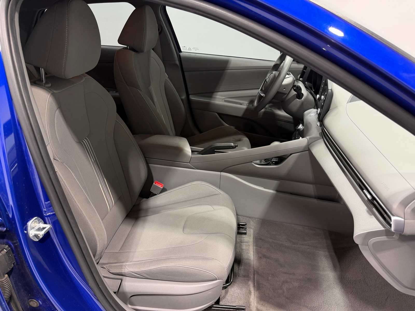 Thumbnail: 2022 Hyundai Elantra - 2