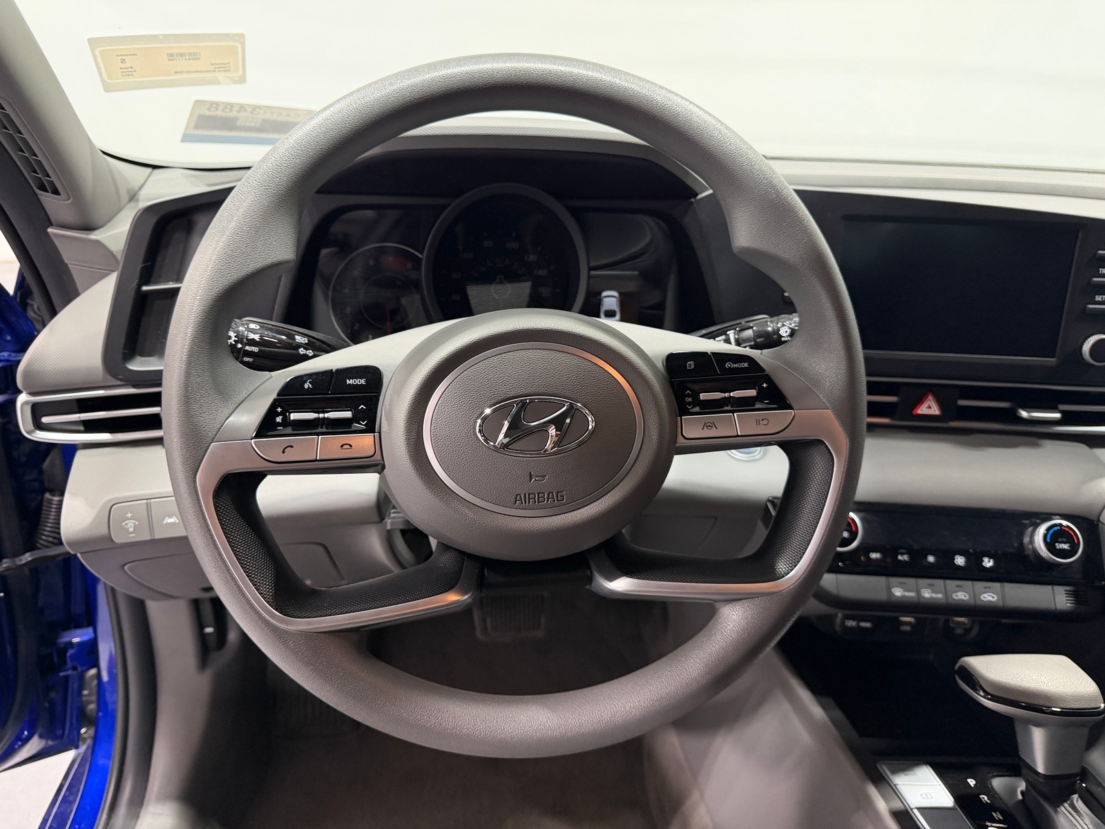 Thumbnail: 2022 Hyundai Elantra - 5