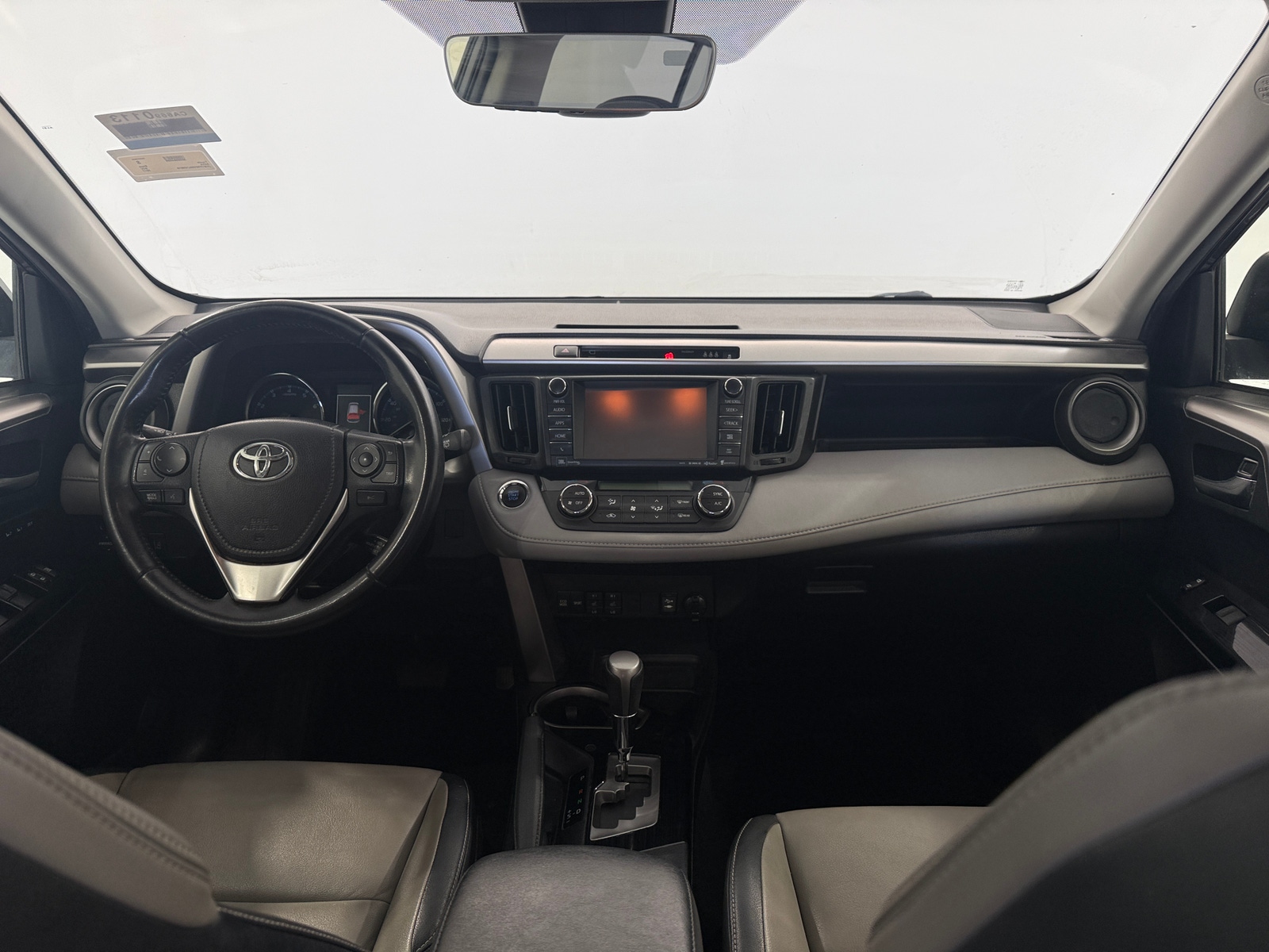 Thumbnail: 2017 Toyota RAV4 - 3