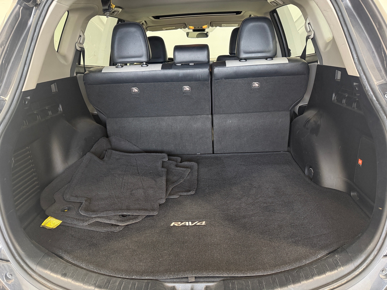 Thumbnail: 2017 Toyota RAV4 - 7
