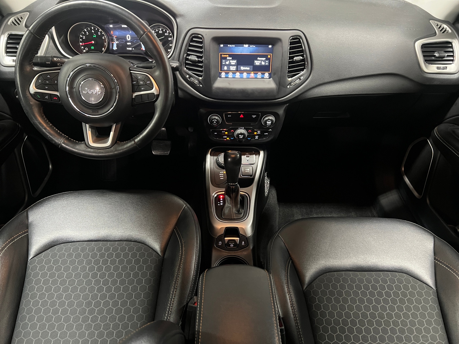 Thumbnail: 2019 Jeep Compass - 3