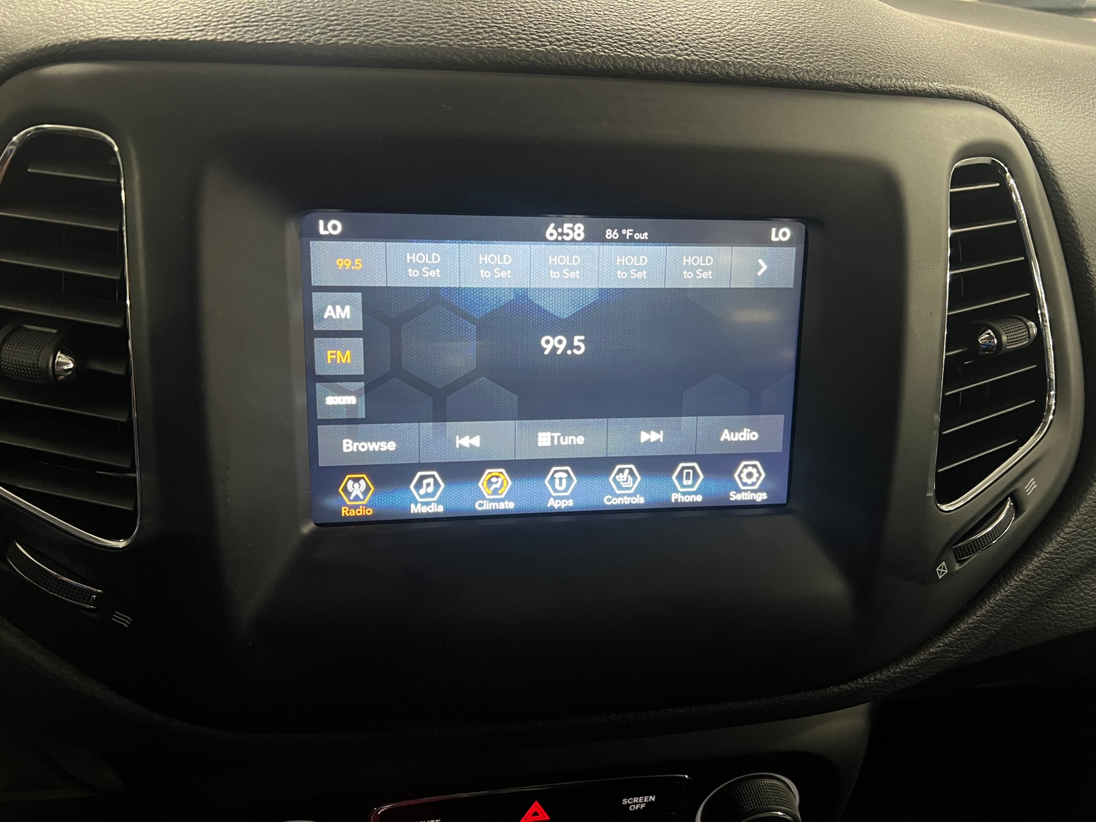 Thumbnail: 2019 Jeep Compass - 4
