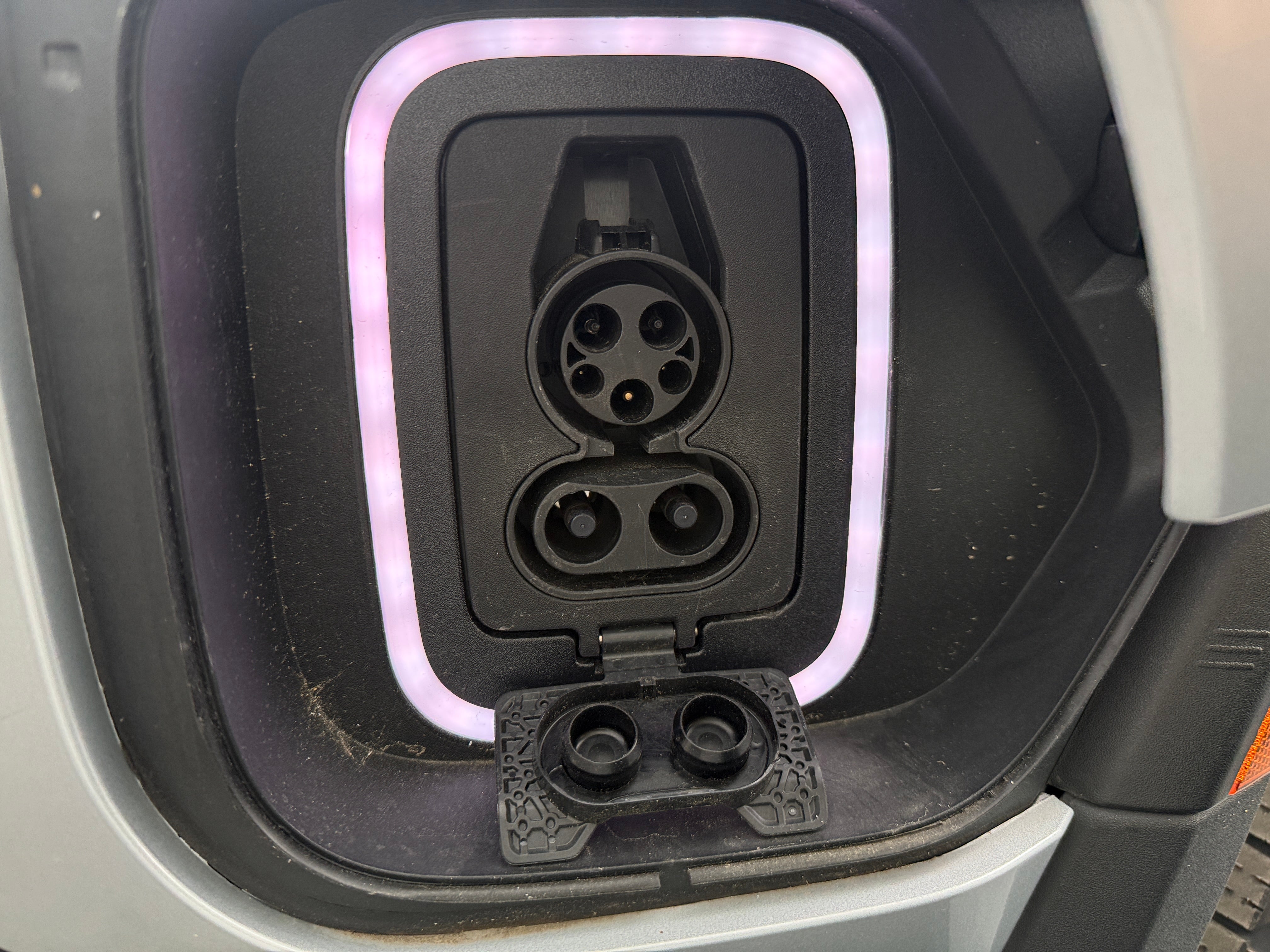 Used 2024 Rivian R1T Adventure with VIN 7FCTGBAA6RN033641 for sale in Auburn, WA