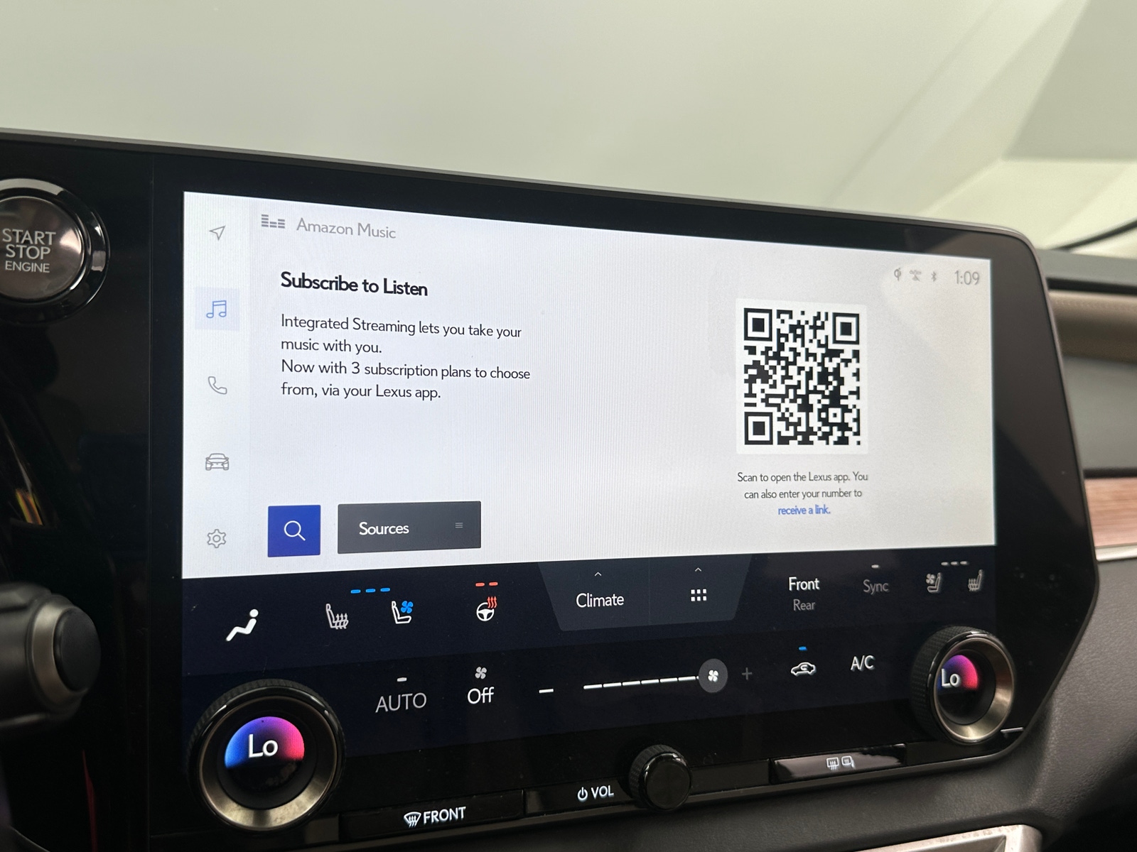 Thumbnail: 2023 Lexus RX - 4