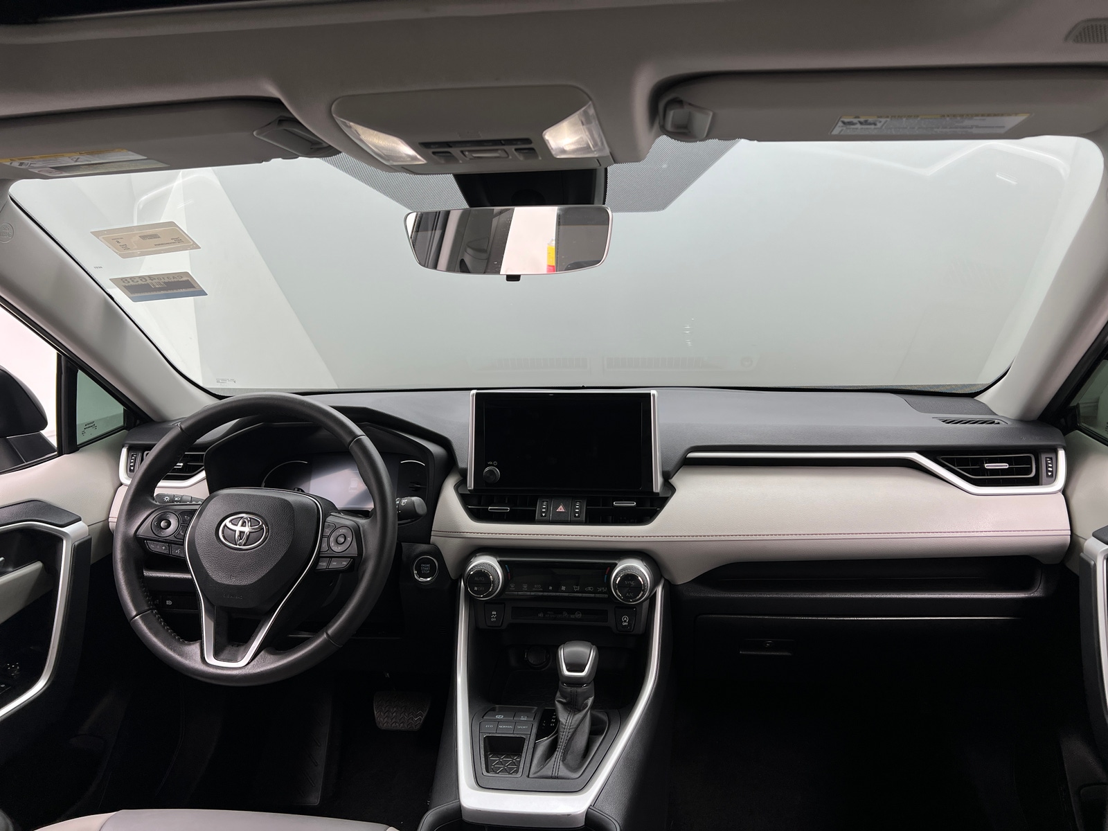 Thumbnail: 2024 Toyota RAV4 - 3