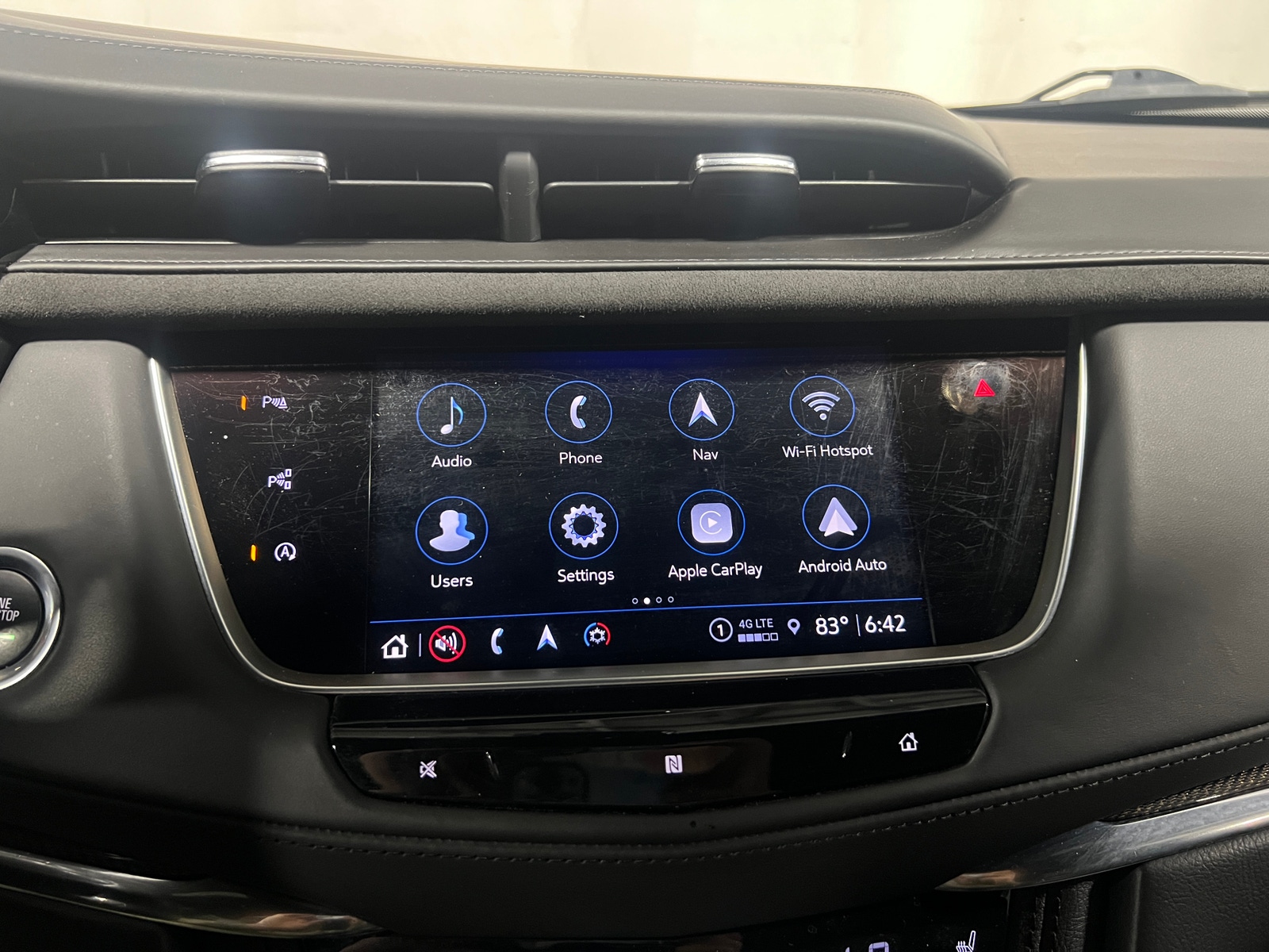 Thumbnail: 2021 Cadillac XT5 - 3