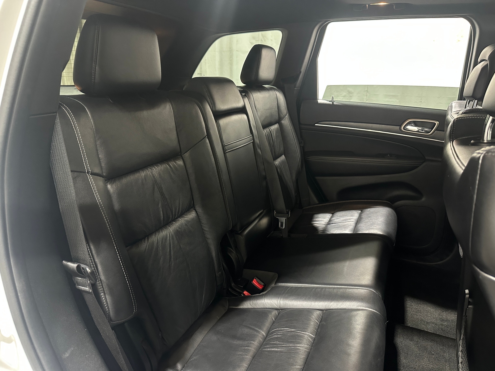 Thumbnail: 2015 Jeep Grand Cherokee - 5