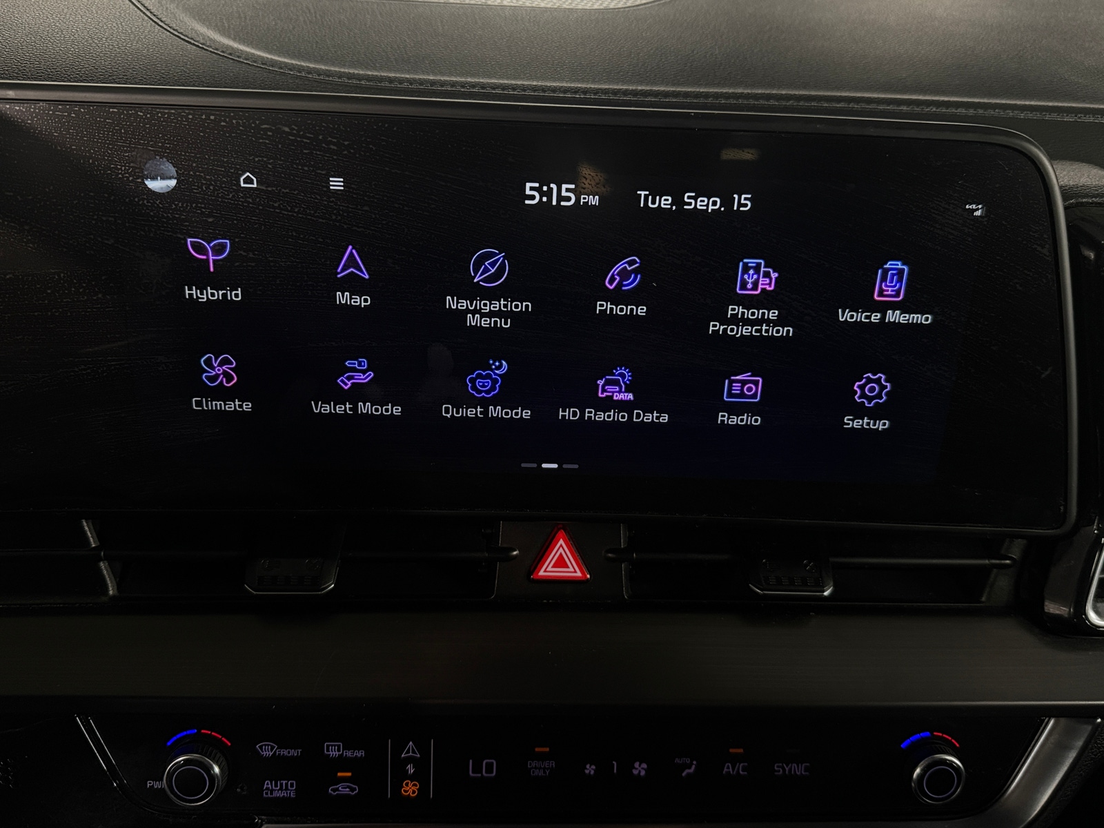 Thumbnail: 2023 Kia Sportage - 3