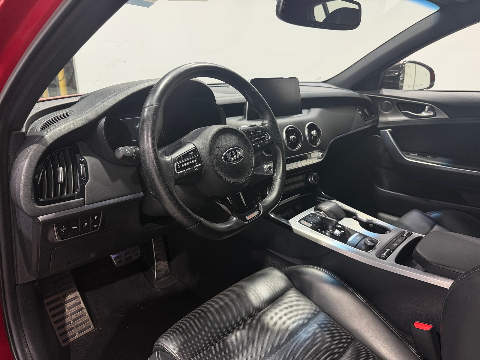 Thumbnail: 2018 Kia Stinger - 2
