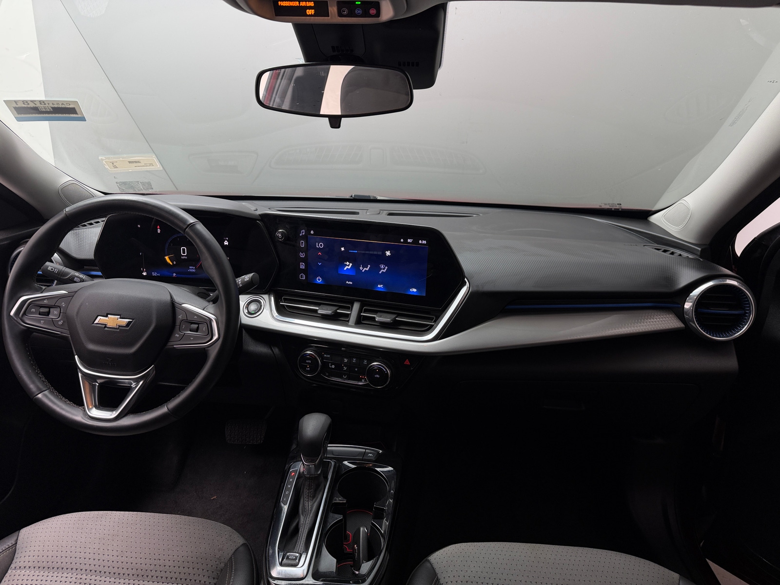 Thumbnail: 2024 Chevrolet Trax - 2