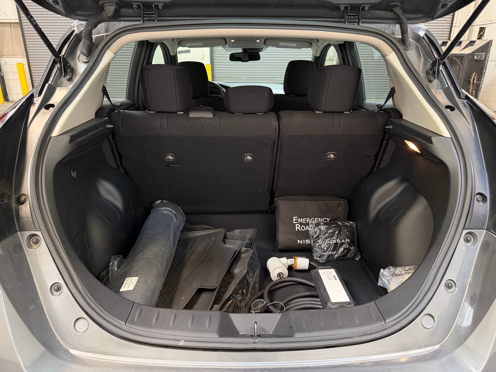 Thumbnail: 2025 Nissan Leaf - 7