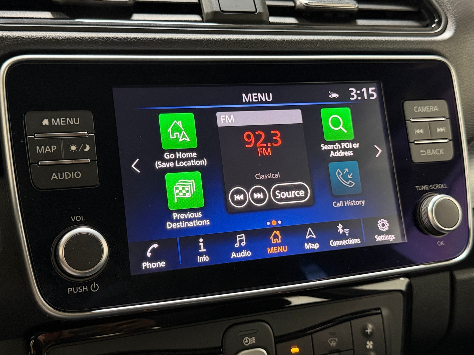 Thumbnail: 2025 Nissan Leaf - 4