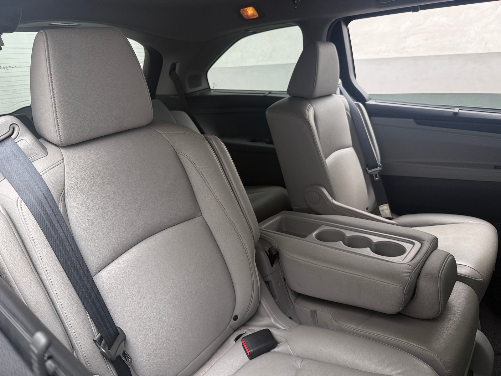 Thumbnail: 2018 Honda Odyssey - 6