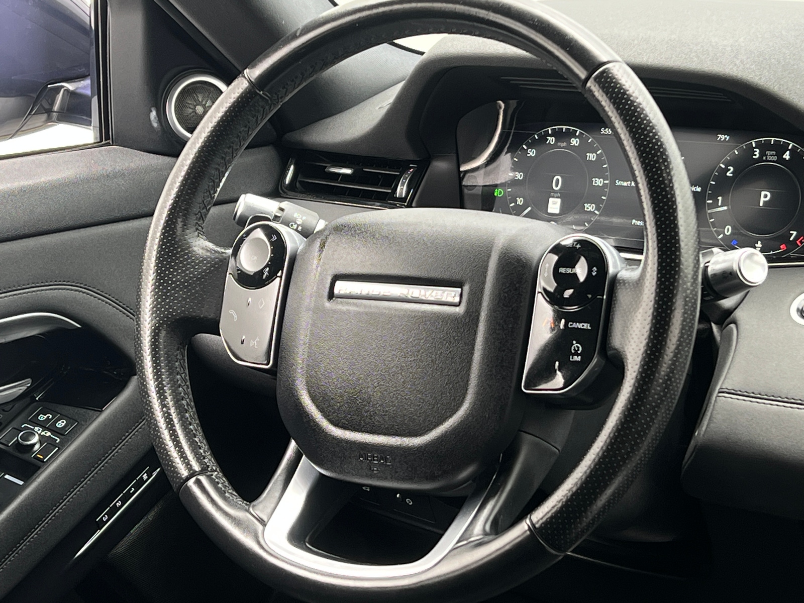 Thumbnail: 2020 Land Rover Range Rover Evoque - 4